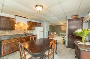 51 Main St, Franklin, NJ 07416 - Photo 5