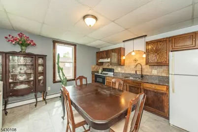 51 Main St, Franklin, NJ 07416 - Photo 3