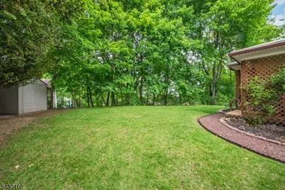 51 Main St, Franklin, NJ 07416 - Photo 27
