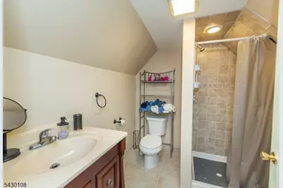 51 Main St, Franklin, NJ 07416 - Photo 15