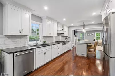 65 Coddington Dr, New Providence, NJ 07974 - Photo 5