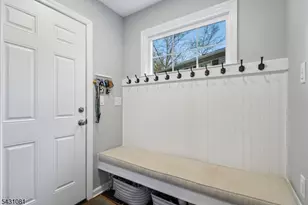 65 Coddington Dr, New Providence, NJ 07974 - Photo 9