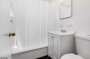 23 Riverdale Ave, Belleville, NJ 07109 - Photo 11
