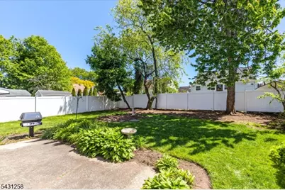 23 Riverdale Ave, Belleville, NJ 07109 - Photo 17