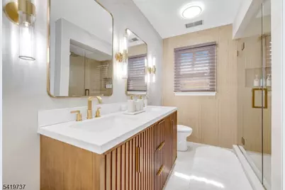 4 Michele Ct, Wayne, NJ 07470 - Photo 33