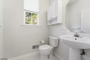 24 Kentworth Ct, Raritan Township, NJ 08822 - Photo 23