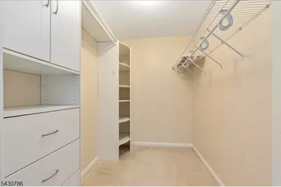 210 Stratford Pl, Bridgewater, NJ 08805 - Photo 21