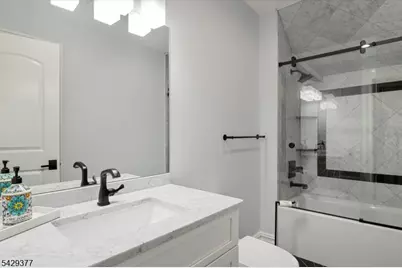 2 Brighton Ct, Livingston, NJ 07039 - Photo 29