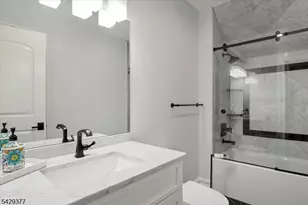 2 Brighton Ct, Livingston, NJ 07039 - Photo 29