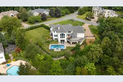 2 Brighton Ct, Livingston, NJ 07039 - Photo 47