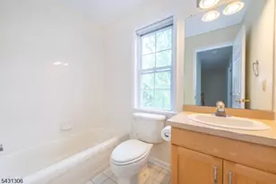 148 Arrowgate Dr, Randolph Township, NJ 07869 - Photo 21