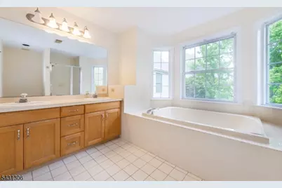 148 Arrowgate Dr, Randolph Township, NJ 07869 - Photo 17