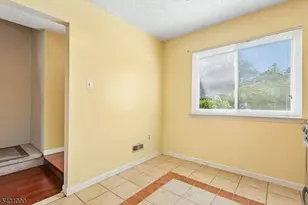 265 Hampshire Dr, Plainsboro Township, NJ 08536 - Photo 9