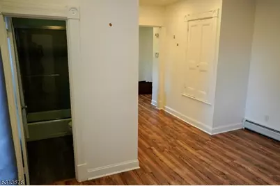 48 Trinity St, Newton, NJ 07860 - Photo 9