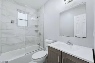 913 S 18th, Newark, NJ 07108 - Photo 19