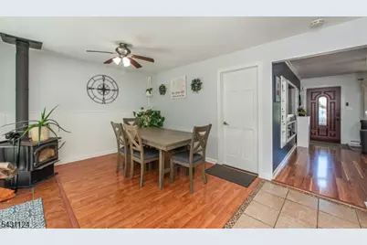212 Durban Ave, Hopatcong, NJ 07843 - Photo 5
