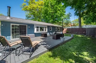 212 Durban Ave, Hopatcong, NJ 07843 - Photo 17