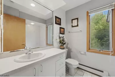 89 Columbus Ave, Totowa, NJ 07512 - Photo 37