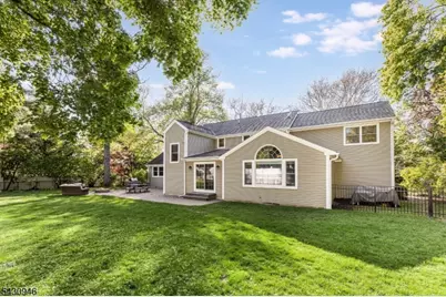 34 West Dr, Livingston, NJ 07039 - Photo 25