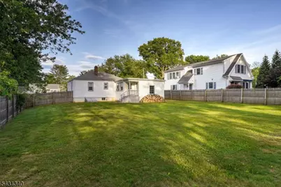 10 Lake Dr, Mendham, NJ 07945 - Photo 39