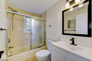 10 Lake Dr, Mendham, NJ 07945 - Photo 27