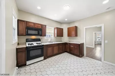 82 Pequannock St, Dover, NJ 07801 - Photo 27