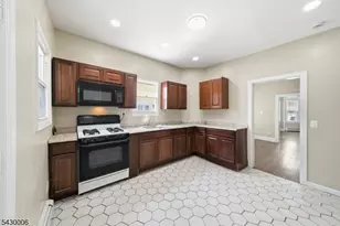 82 Pequannock St, Dover, NJ 07801 - Photo 27