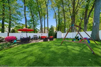 99 Ferncliff Rd, Bloomfield, NJ 07003 - Photo 27