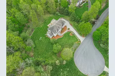 8 Peach Tree Ln, Chester, NJ 07930 - Photo 7