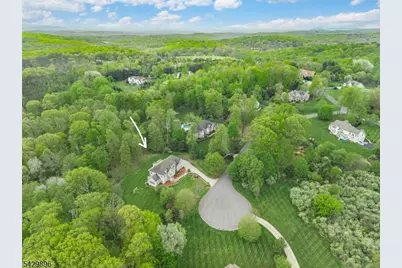 8 Peach Tree Ln, Chester, NJ 07930 - Photo 15