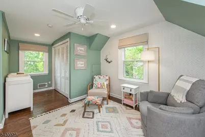 13 Elmwood Ter, Wayne, NJ 07470 - Photo 17