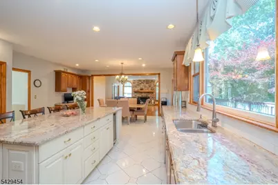 40 Newland Ct, Bridgewater Twp., NJ 08807 - Photo 15