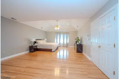 40 Newland Ct, Bridgewater Twp., NJ 08807 - Photo 21