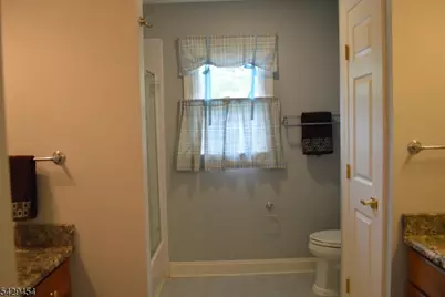 40 Newland Ct, Bridgewater Twp., NJ 08807 - Photo 23
