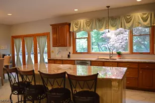 40 Newland Ct, Bridgewater Twp., NJ 08807 - Photo 9