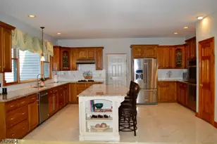 40 Newland Ct, Bridgewater Twp., NJ 08807 - Photo 5