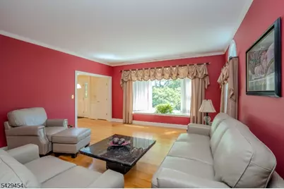 40 Newland Ct, Bridgewater Twp., NJ 08807 - Photo 9