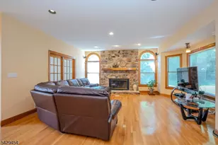 40 Newland Ct, Bridgewater Twp., NJ 08807 - Photo 13