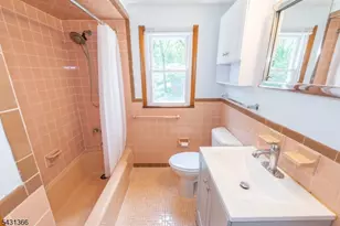 75 Star Lake Rd, Bloomingdale, NJ 07403 - Photo 7