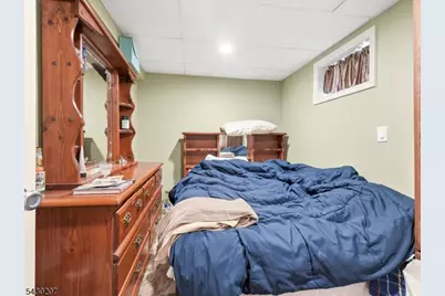615 Spruce St, Roselle, NJ 07203 - Photo 17