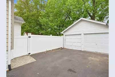 615 Spruce St, Roselle, NJ 07203 - Photo 31