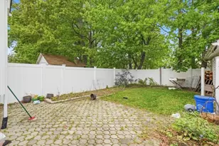 615 Spruce St, Roselle, NJ 07203 - Photo 29