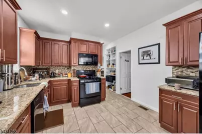 10 Vermont St, Maplewood, NJ 07040 - Photo 13