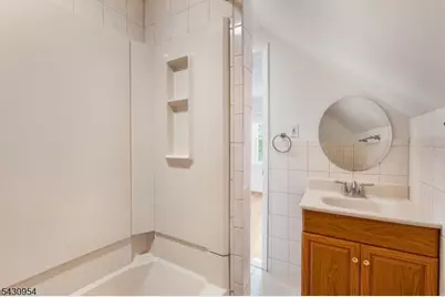 100 Beechwood Rd, Florham Park, NJ 07932 - Photo 15