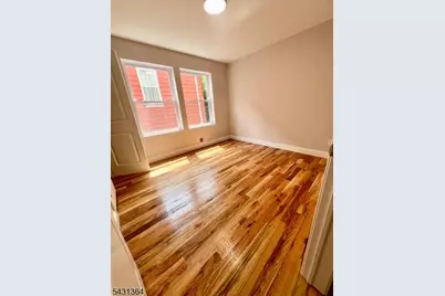 879 S 18th #1, Newark, NJ 07108 - Photo 7