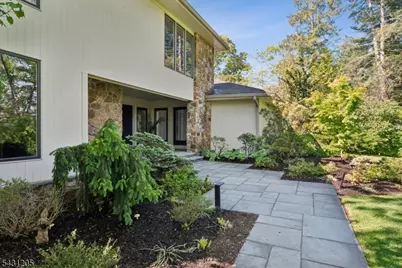 39 Eagle Nest Rd, Morris Township, NJ 07960 - Photo 5