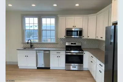 21 Bartholdi Ave, Butler, NJ 07405 - Photo 5