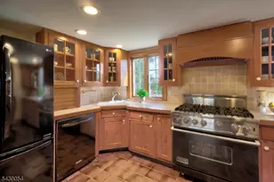 77 Homestead Rd, Tewksbury Township, NJ 07830 - Photo 13