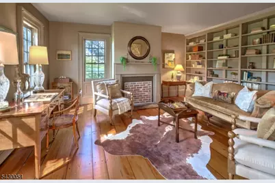 77 Homestead Rd, Tewksbury Township, NJ 07830 - Photo 9