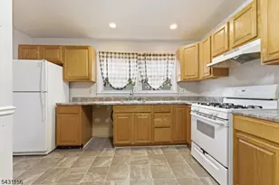 8 Cardinal Ln, Hillsborough Township, NJ 08844 - Photo 5